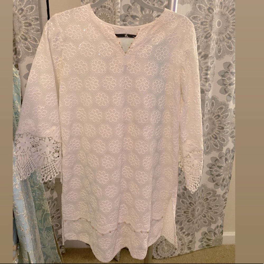 Three piece white shalwar kameez. Stunning. Size S